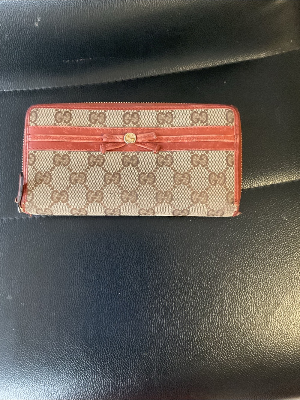 Gucci Beige GG Canvas Zip Wallet with Red Trim and Bow
